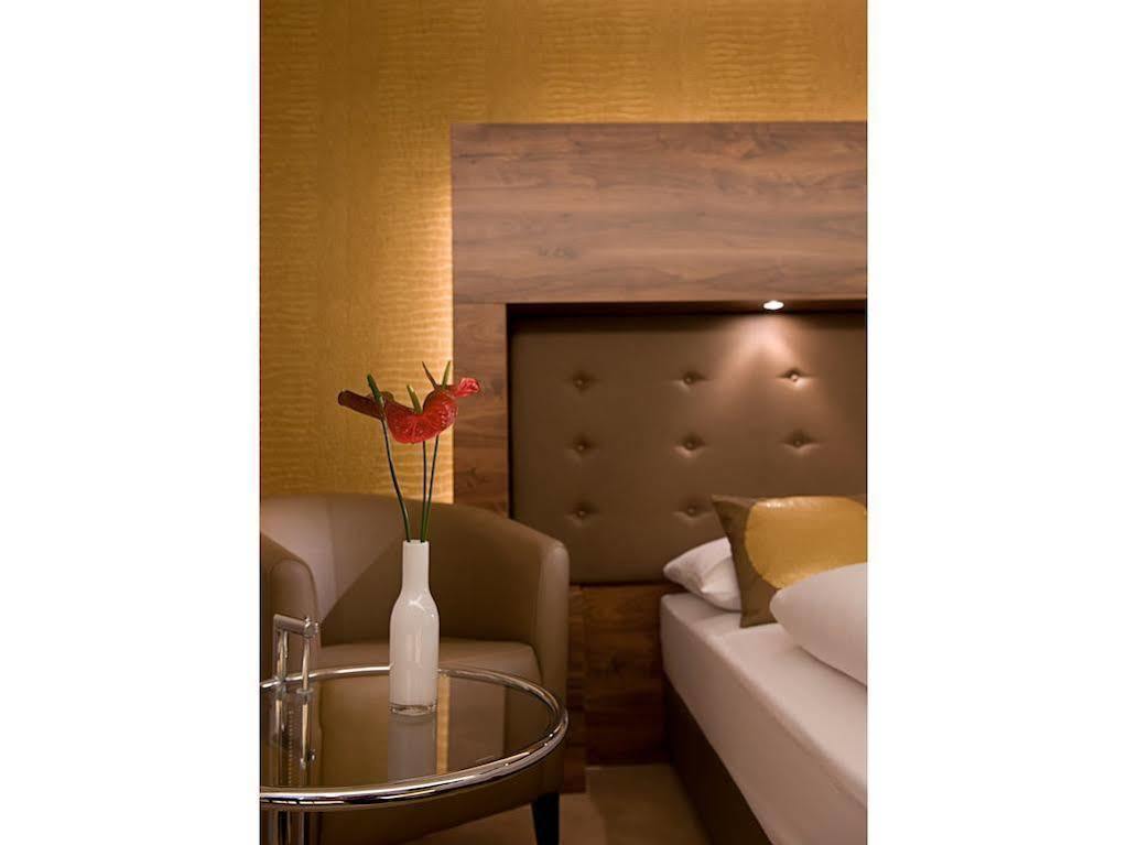 Hotel Conti Duisburg - Partner Of Sorat Hotels Kültér fotó
